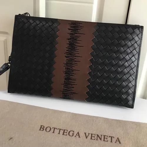 Bottega Veneta Leather Black Clutch Bag,34cm - 보테가… - 1