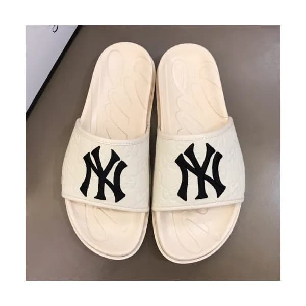 Gucci 2019 Mens Logo Leather Slipper - 구찌 남성 로고 레더… - 1