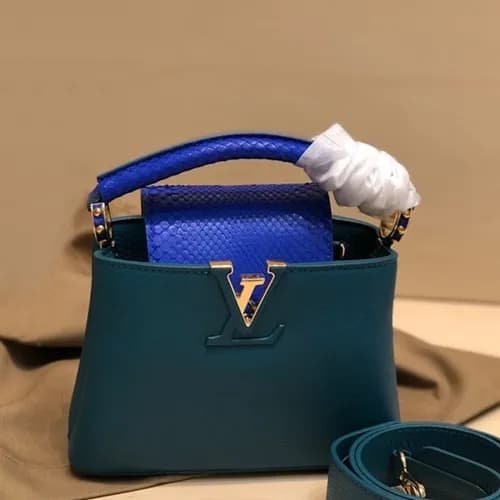 Louis Vuitton 2019 Capucines Tote Shoulder Bag,21c… - 1