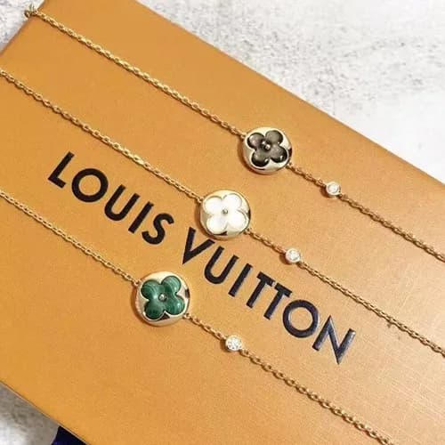 Louis Vuitton Yellow Gold Bangle - 루이비통 여성용 팔지18k… - 1