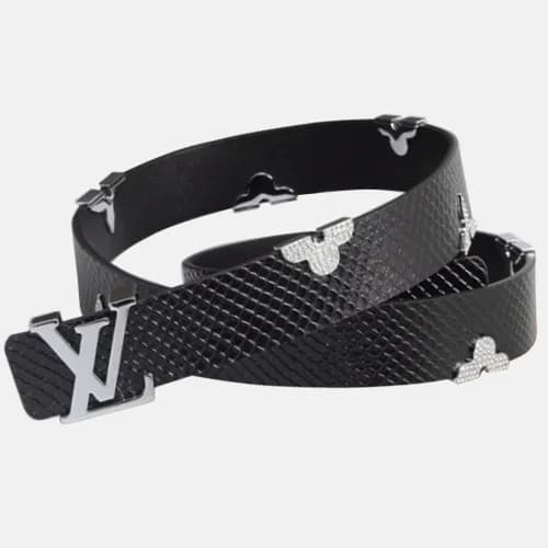Louis vuitton 2019 Ladies Signature Initial Logo B… - 1