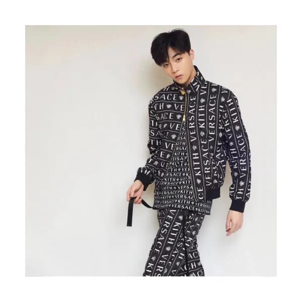 Versace 2019 Mens Logo Training Jacket&Half Pants … - 1