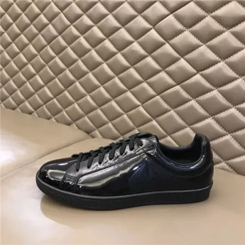 Louis Vuitton 2020 Men's Leather Sneakers - 루이… - 1