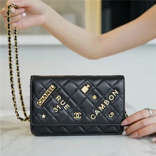 [유니크한]Chanel 2021 Women's Leather Shoulder Bag… - 1