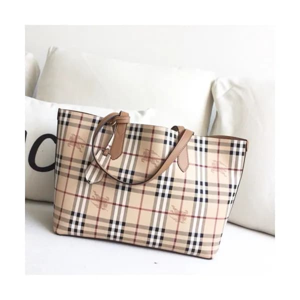 Burberry 2019 Reversible Tote Shoulder Shopper Bag… - 1