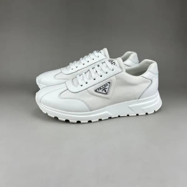 프라다 남성 클래식 화이트 스니커즈 - Mens White Sneakers - pra027… - 1