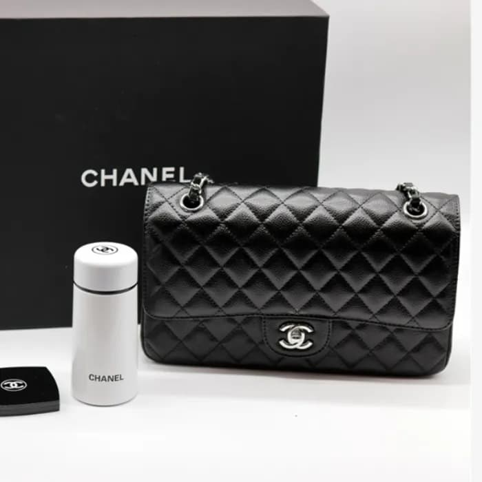 샤넬 클래식 캐비어 미디움 블랙 골드/실버 - Chanel Classic Caviar Me… - 1