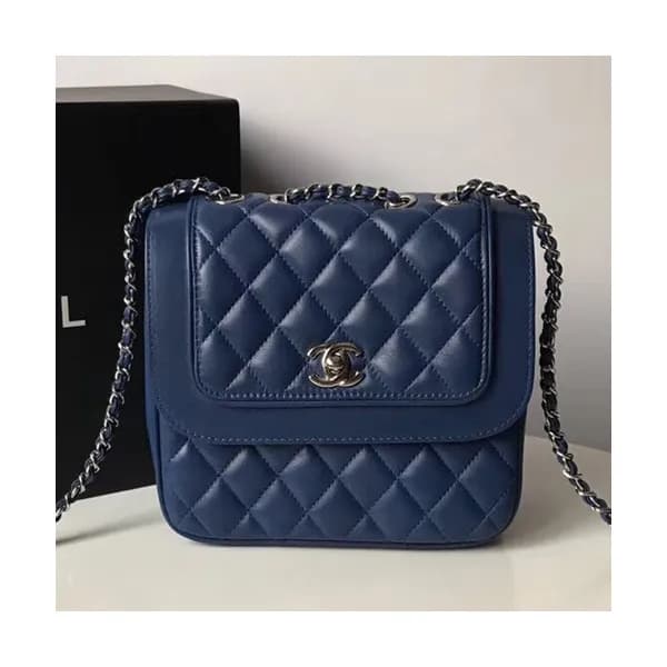 Chanel 2018/2019 Chain Shoulder Bag,19CM - 샤넬 2018… - 1