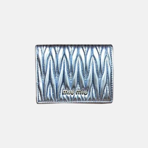 18/19 MiuMiu Ladies Matelassé Logo Small Wallet 5M… - 1