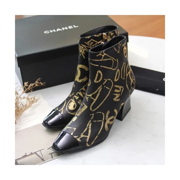 Chanel 2019 Ladies Leather Boots - 샤넬 2019 여성용 레더 … - 1