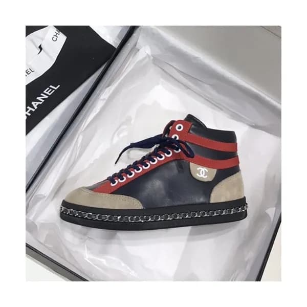 Chanel 2020 Ladies Leather Sneakers - 샤넬 2020 여성용… - 1