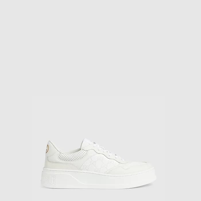 구찌 남성 GG 엠보스 스니커즈 - Gucci Mens GG Embossed Sneaker… - 1