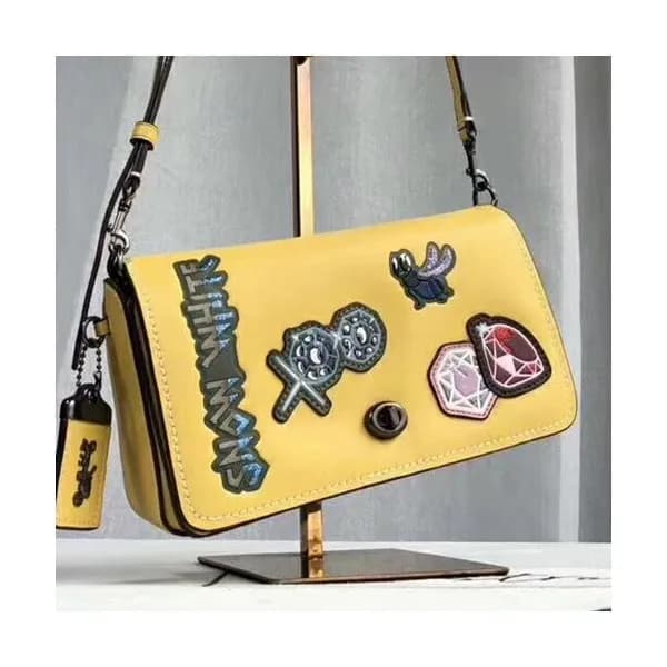 Coach Leather Shoulder Cross Bag,23cm - 코치 레더 숄더 크… - 1