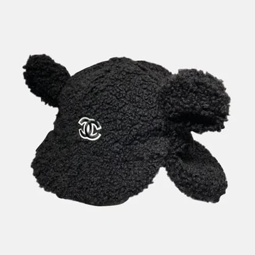Chanel 2019 Ladies Lambs Wool Cap - 샤넬 2019 여성용 램스… - 1