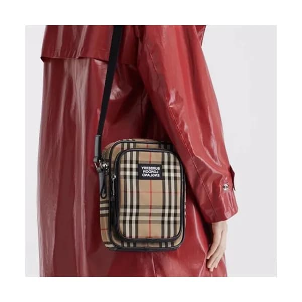 Burberry 2020 Nylon Shoulder Bag, 22cm - 버버리 2020 … - 1