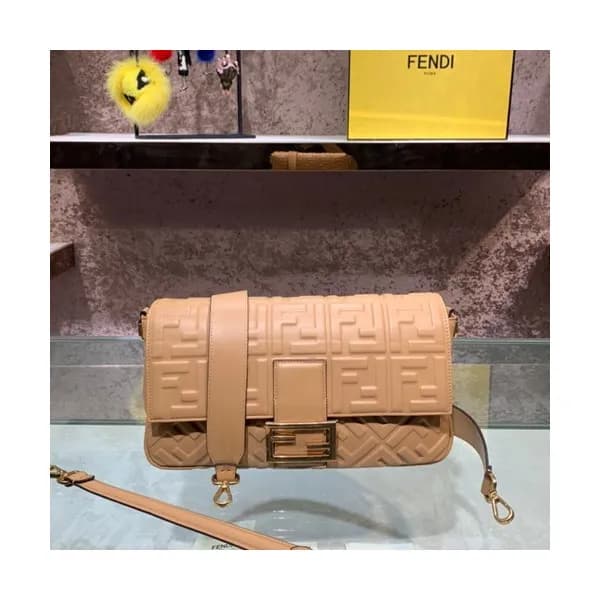 Fendi 2020 Baguette Tote Shoulder Bag, 32cm - 펜디 2… - 1