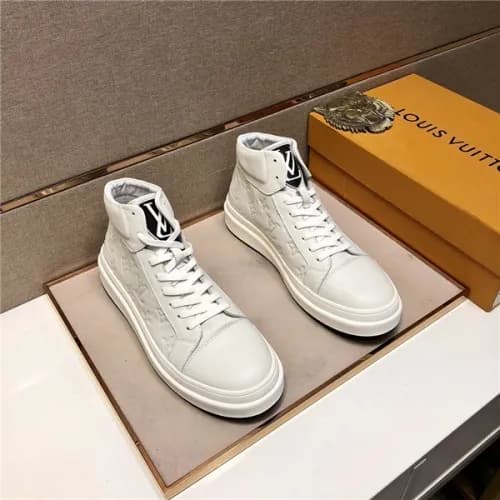 Louis Vuitton 2020 Men's Leather Sneakers - 루이… - 1