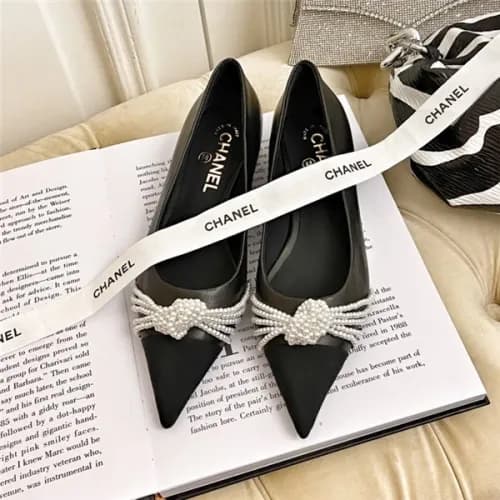 Chanel 2020 Women's Leather Flat - 샤넬 2020 여성용… - 1
