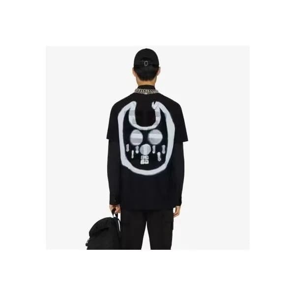 지방시 남자 크루넥 블랙 반팔티 - Unisex Black Tshirts - giv0602… - 1