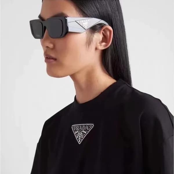 프라다 남/녀 블랙 크루넥 반팔티 - Prada Unisex Black Short slee… - 1