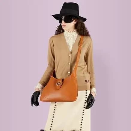 구찌 여성 카멜 GG 크로스백- Gucci Womens Camel Cross Bag - g… - 1