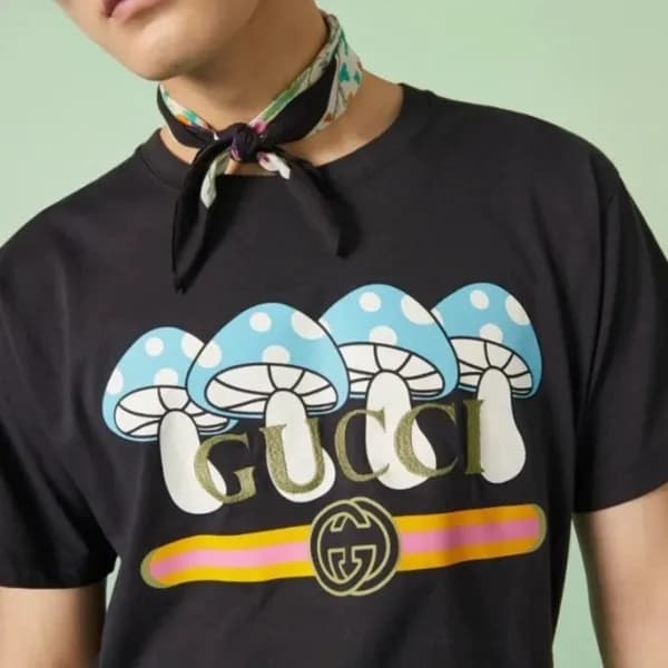 구찌 남/녀 블랙 크루넥 반팔티 - Gucci Unisex Black Short sleev… - 1
