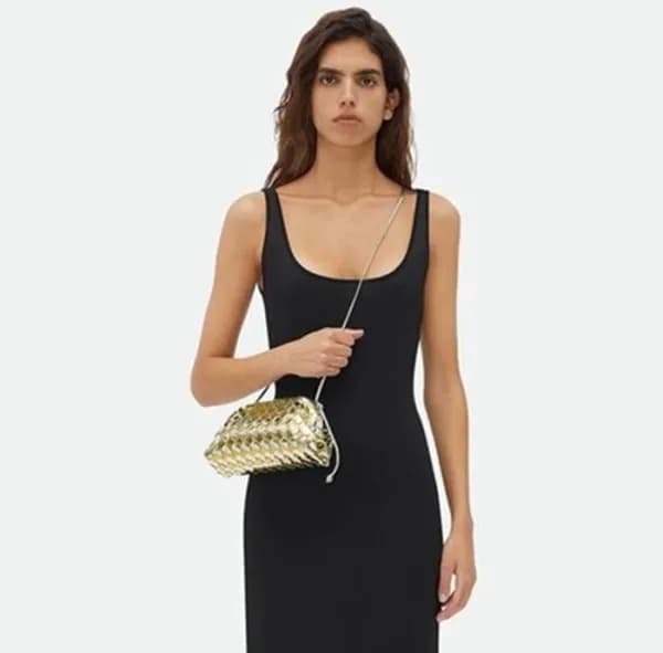보테가 베네타 여성 골드 크로스 백 - Bottega Veneta Womens Cross … - 1
