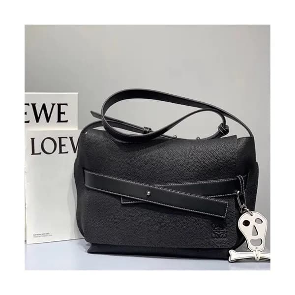 Loewe 2019 Messenger Shoulder Bag, 32CM - 로에베 2019… - 1