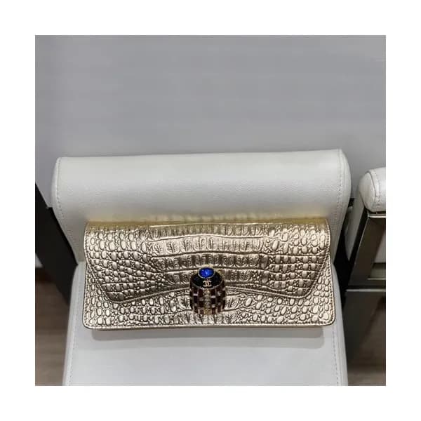 Chanel 2019 Ladies Leather Clutch Bag,30CM - 샤넬 20… - 1
