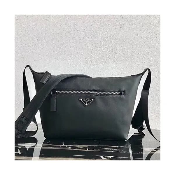 Prada 2019 Leather Messenger Shoulder Bag,24CM - 프… - 1