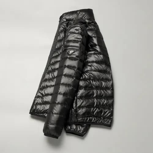 [프라다]Prada 2020 Mens Logo Casual Duck Down Padding… - 1