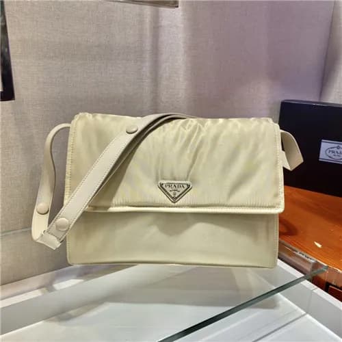 [프라다]Prada 2021 Women's Nylon Shoulder Bag,30c… - 1