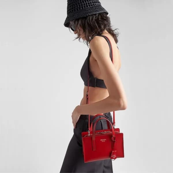 프라다 여성 레드 숄더백 - Prada Womens Red Shoulder Bag - pr… - 1