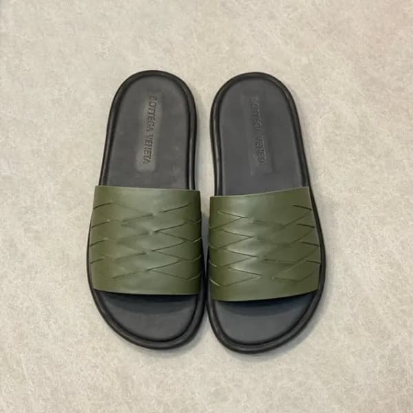 보테가베네타 남성 올리브 슬리퍼 - Bottega veneta Mens Olive Slip… - 1
