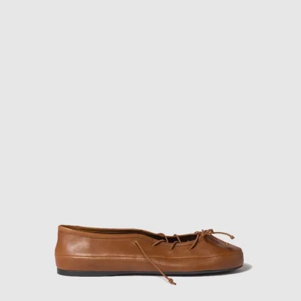 미우미우 여성 레더 발레리나 - Miu Miu Womens Leather Ballerina… - 1