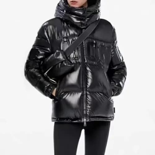 [몽클레어]Moncler 2020 Womens Patch Logo Modern Duck D… - 1