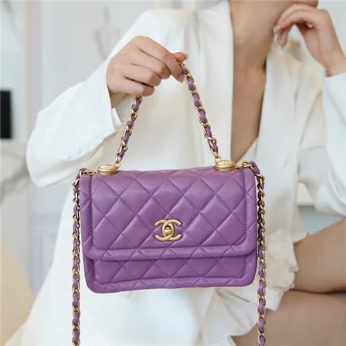 [샤넬] Chanel 2020 Women's Leather Chain Shoulde… - 1
