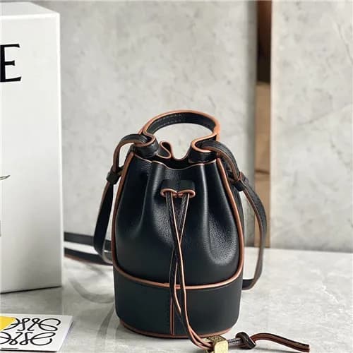 [러블리한]Loewe 2021 Women's Leather Mini Bucket S… - 1