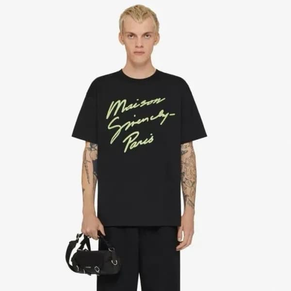 지방시 남성 블랙 반팔티 - Givenchy Mens Black Tshirt - gic50… - 1