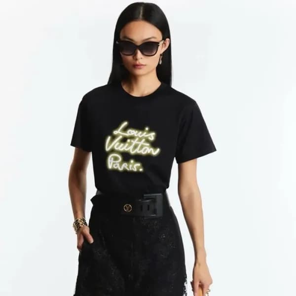 루이비통 여성 반팔 티셔츠 - Louis vuitton Womens Round Tshirt… - 1