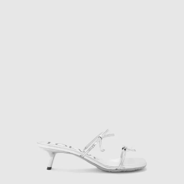 로에베 여성 메탈릭 페탈 샌들 - Loewe Womens Metallic Petal san… - 1