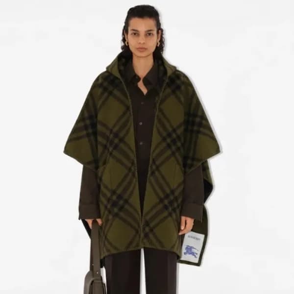버버리 여성 리버시블 체크 케이프 - Burberry Womens Reversible Ch… - 1