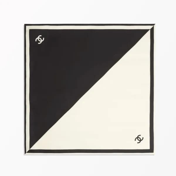샤넬 여성 스퀘어 스카프 - Chanel Womens Square Scarf - acc71… - 1