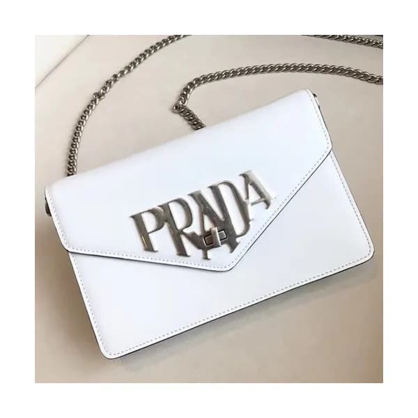 Prada Logo Chain Shoulder Bag,22cm - 프라다 로고 체인 숄더백… - 1