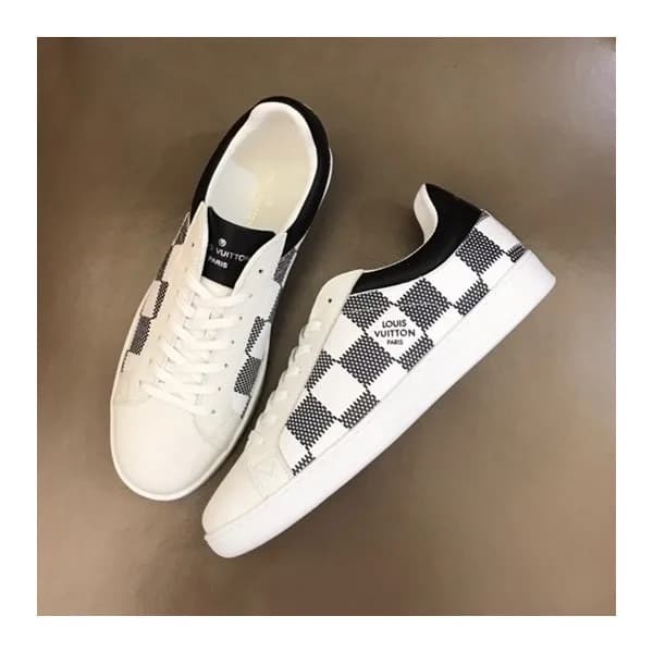 루이비통 남성 클래식 블랙 스니커즈 - Mens Black Sneakers - lou049… - 1