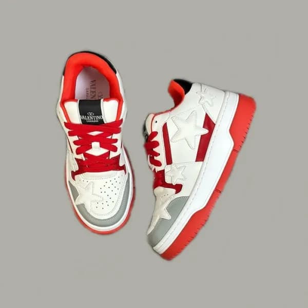 발렌티노 남/녀 레드 스니커즈 - Valentino Unisex Red Sneakers -… - 1