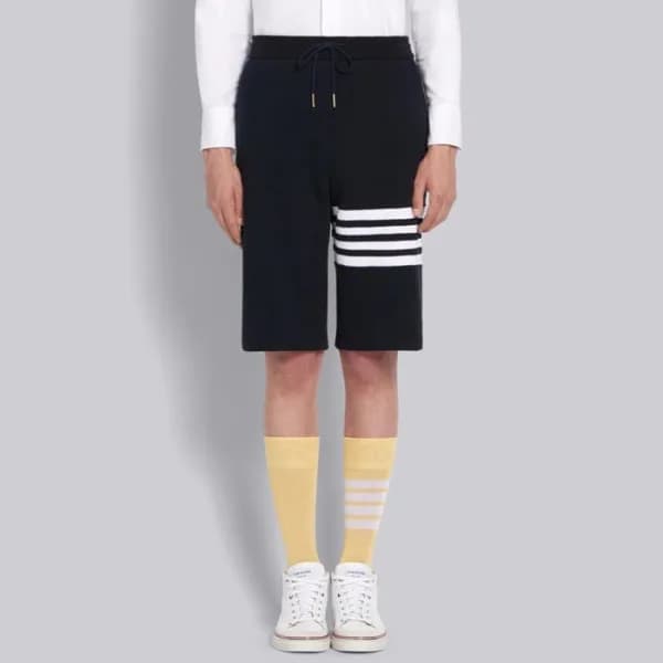 톰브라운 남성 클래식 반바지 - Thom Browne Mens Classic Half-pa…