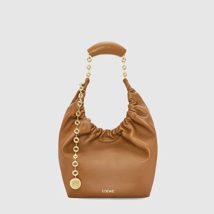 로에베 여성 스몰 스퀴즈 백 - Loewe Womens Small Squeeze Bag -… - 1
