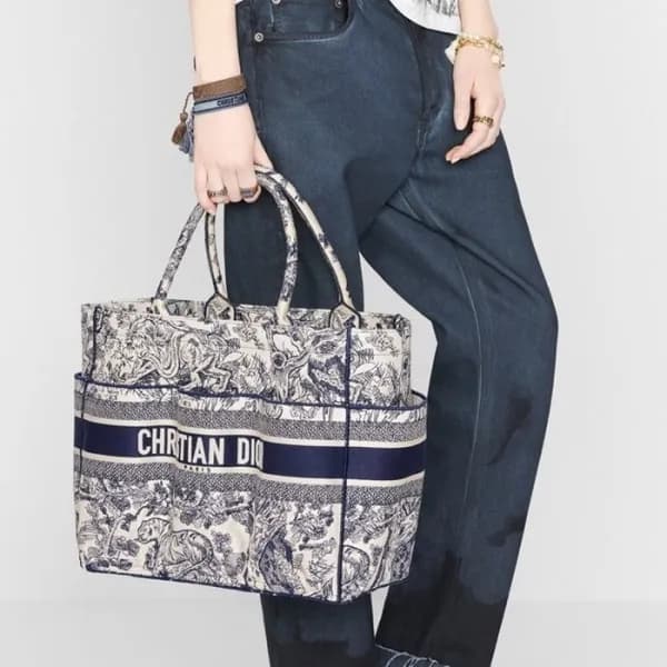 디올 여성 네이비 북토트 - Dior Womens Navy Book Tote - dib81… - 1