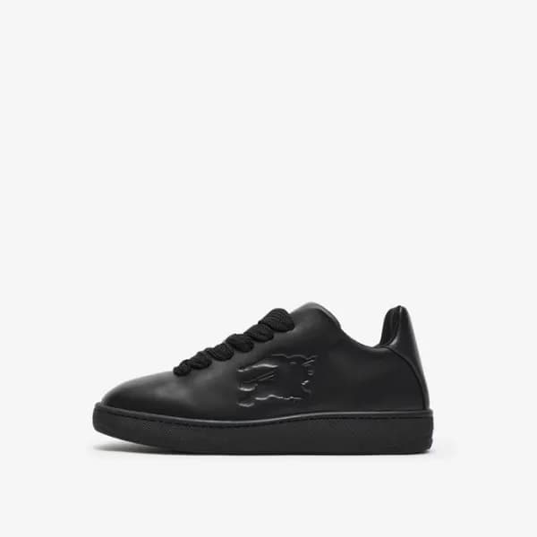 버버리 남/녀 블랙 스니커즈 - Burberry Unisex Black Sneakers -… - 1